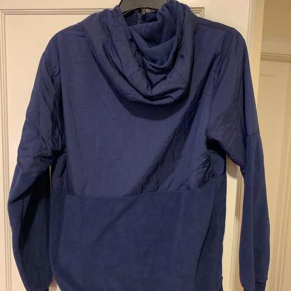 Nike Jacket - Picture 2 of 4